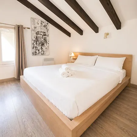 Grand Mezzanine Sur La